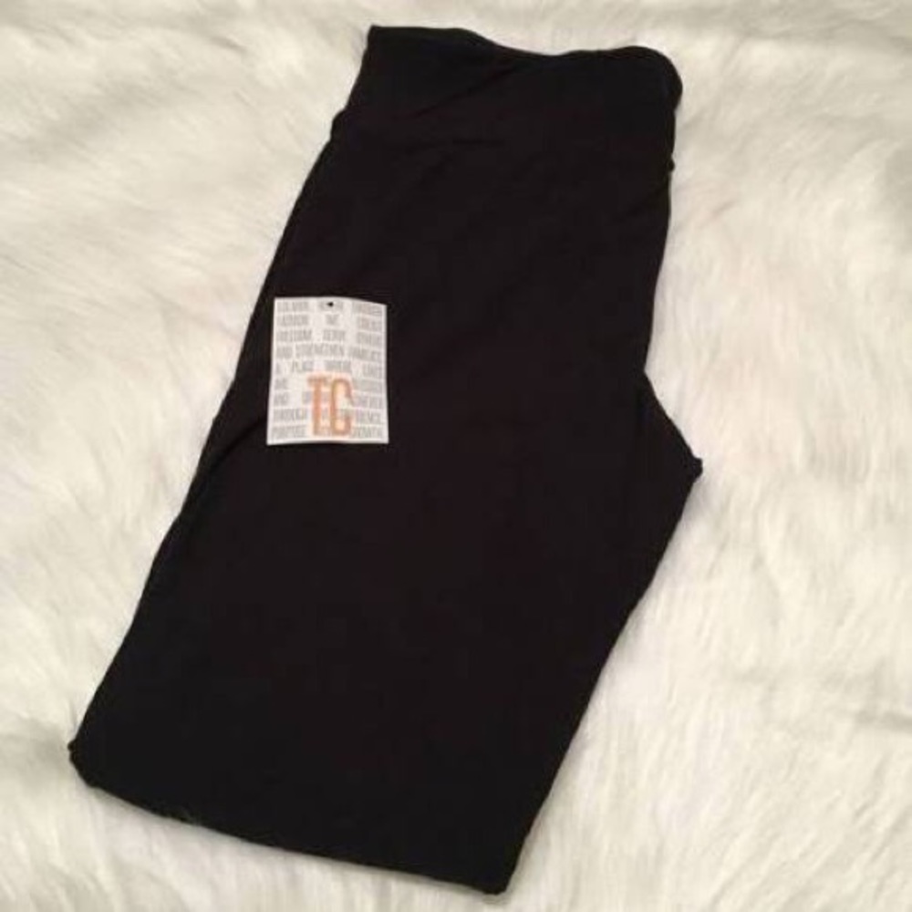 NWT Black LuLaRoe TC Leggings!! ❤️